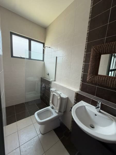 Rumah Teres 2-Tingkat untuk Dijual di East Ledang (Iskandar Puteri (Nusajaya)) - Ann . - Bathroom - PropertyGuru.com.my