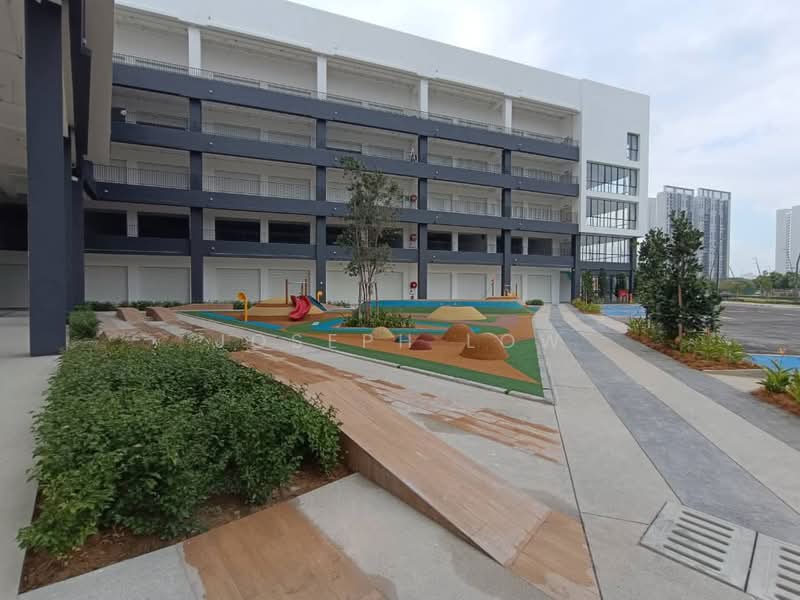 Hana Square @ Setia Alam 2nd Floor Endlot - 1