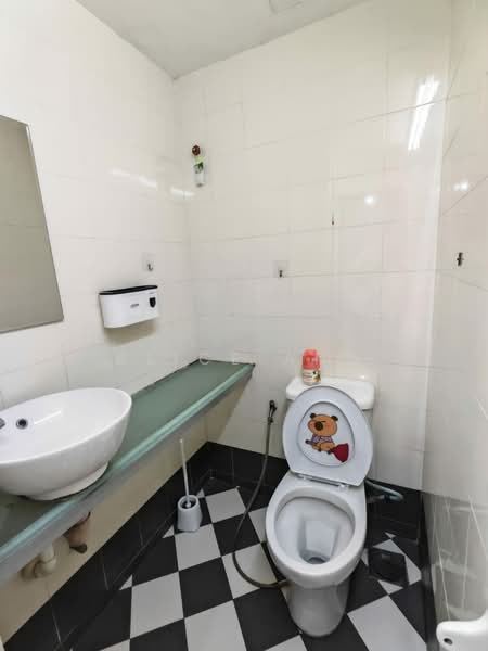 Service Residence for Rent at The Embassy (Bangunan Duta Impian) - Alice Ang - Bathroom - PropertyGuru.com.my