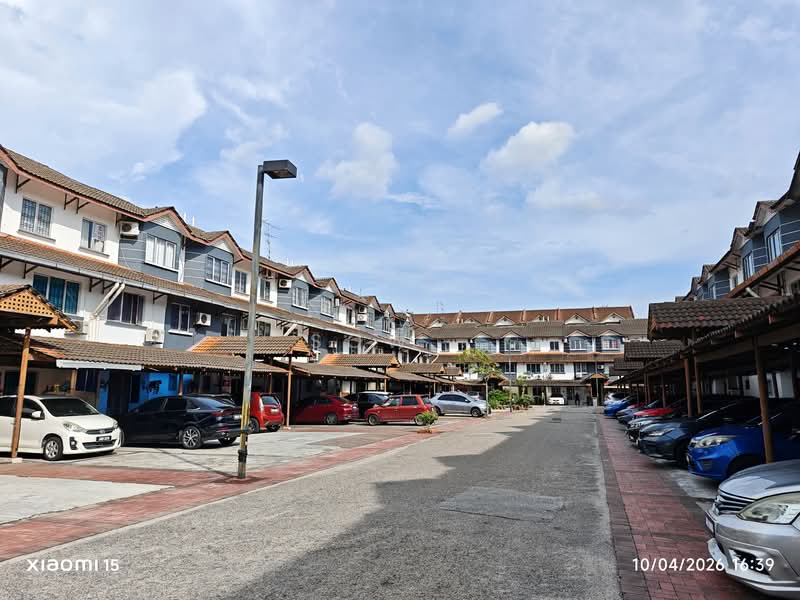 Townhouse for Sale in Taman Tampoi Indah (Tampoi) - Sow . - Exterior - PropertyGuru.com.my