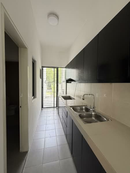 Rumah Teres 3 Tingkat untuk Disewa di Sungai Besi (Kuala Lumpur) - Jun Pei Quek - PropertyGuru.com.my