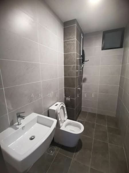Service Residence for Sale at Twin Tower Residence - Angel Lee - Bathroom - PropertyGuru.com.my