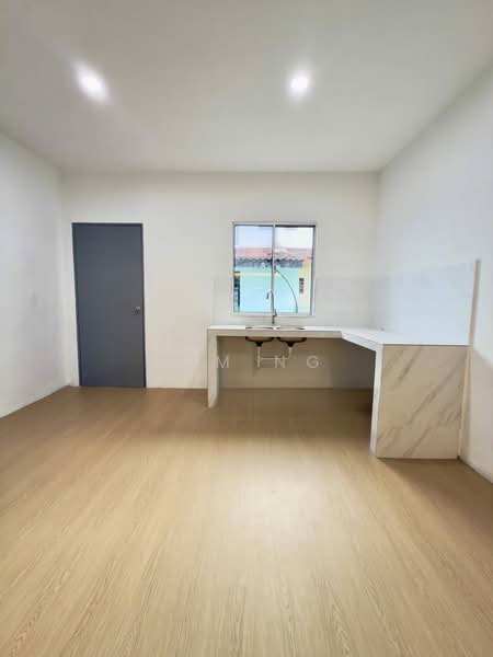 2-storey Terraced House for Sale in Pekan Nanas (Johor) - Kim Ng - Kitchen - PropertyGuru.com.my