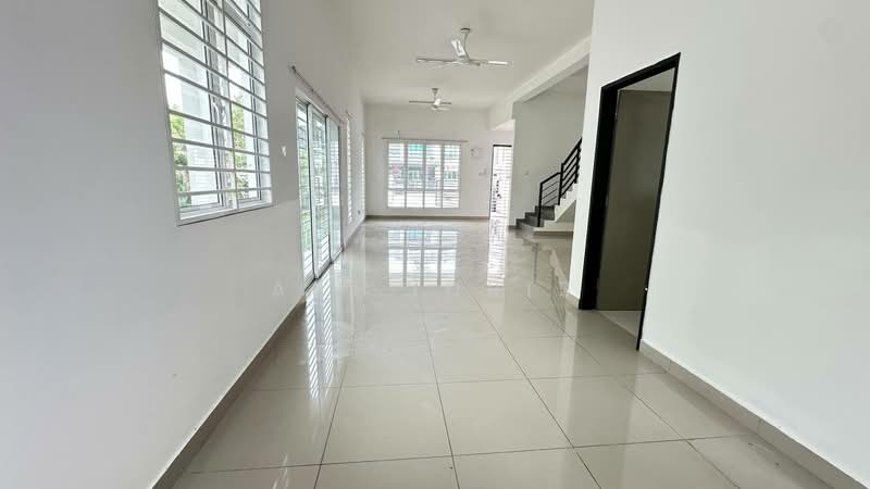 2-storey Terraced House for Sale in Semenyih (Selangor) - Ali Idris - Living Room - PropertyGuru.com.my