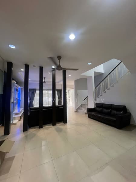2-storey Terraced House for Sale in D'alpinia (Puchong) - Steve Tham - Living Room - PropertyGuru.com.my