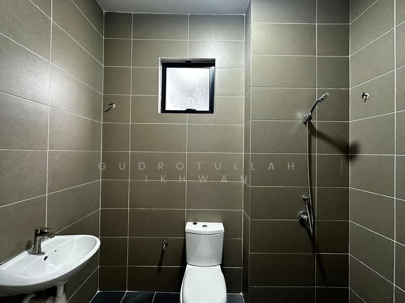 2-storey Terraced House for Sale in Dengkil (Selangor) - Gudrotullah Ikhwan - Bathroom - PropertyGuru.com.my