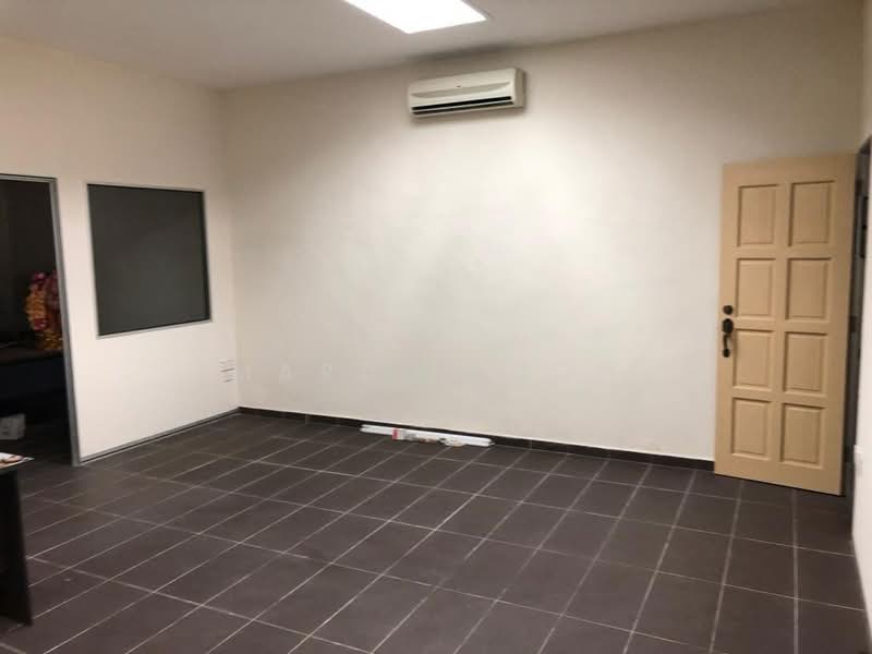 Kedai untuk Dijual di Taman Johor Jaya (Johor Bahru) - Marcus Loh - Interior - PropertyGuru.com.my