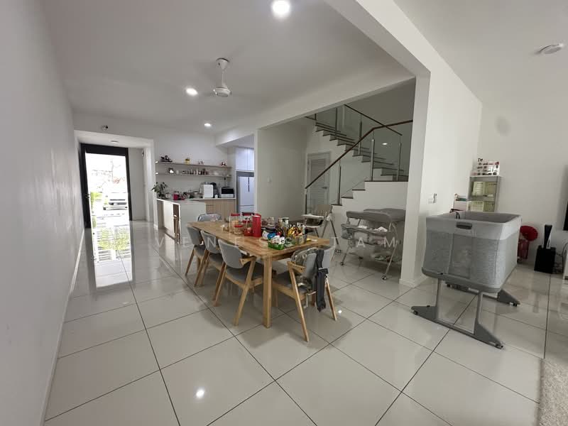 2-storey Terraced House for Sale in Alam Damai (Cheras) - Veness Tam - Dining Room - PropertyGuru.com.my
