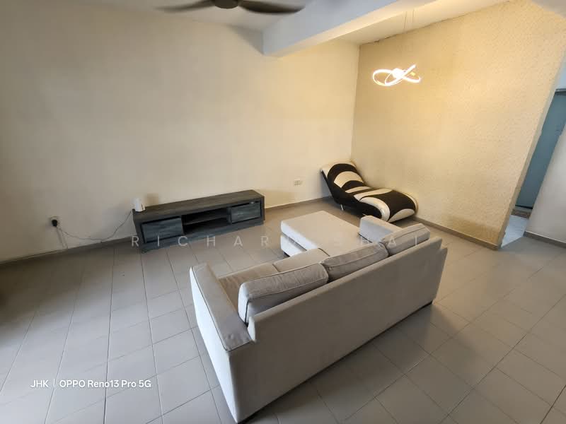 Rumah Teres 2 Tingkat untuk Disewa di Permas Jaya (Johor) - Richard Shai - Living Room - PropertyGuru.com.my