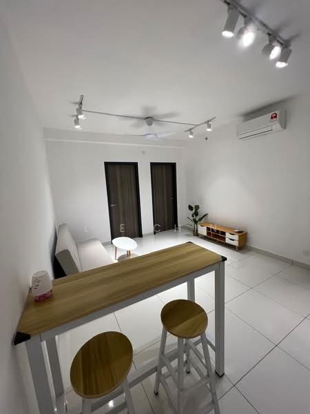 Lakeview Suites @ Edumetro - 1