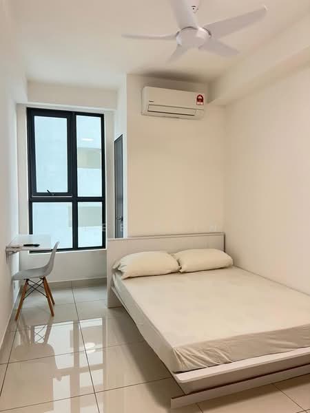 Service Residence for Rent at Lakeview Suites @ Edumetro - Lee Chin - Bedroom - PropertyGuru.com.my