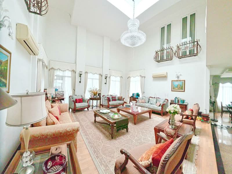 Bungalow for Sale in Bandar Baru Bangi (Selangor) - Gudrotullah Ikhwan - Living Room - PropertyGuru.com.my