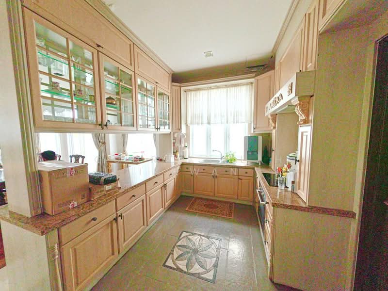 Bungalow for Sale in Bandar Baru Bangi (Selangor) - Gudrotullah Ikhwan - Kitchen - PropertyGuru.com.my