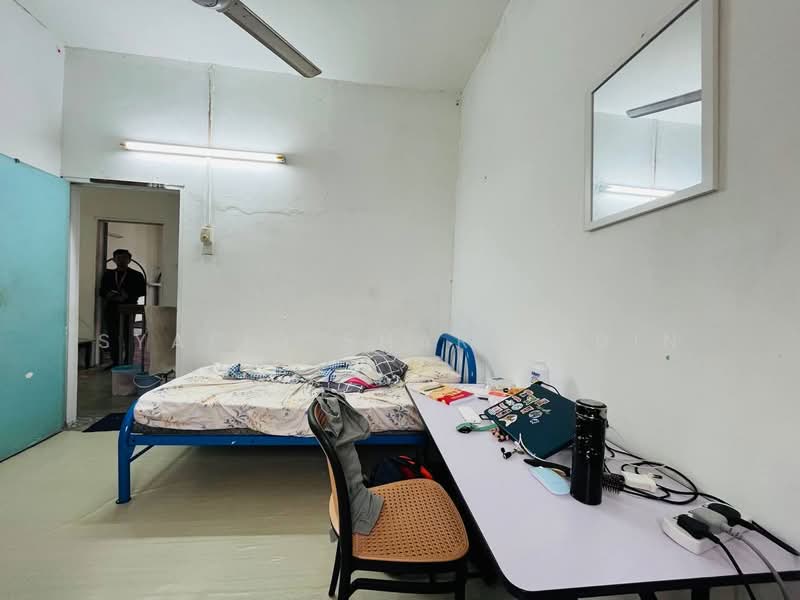 2-storey Terraced House for Sale in Shah Alam (Selangor) - Syafiq Sharifudin - Bedroom - PropertyGuru.com.my