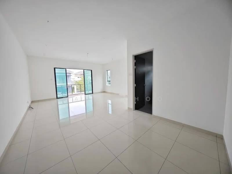 Semi-Detached House for Sale in Bandar Meru Raya (Ipoh) - Qazin Khoo - Living Room - PropertyGuru.com.my