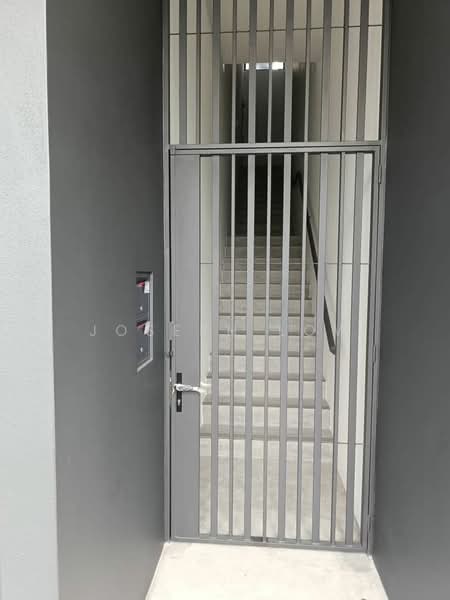 Shop for Rent in Jade Hills (Kajang) - Joseph Low - Entrance - PropertyGuru.com.my