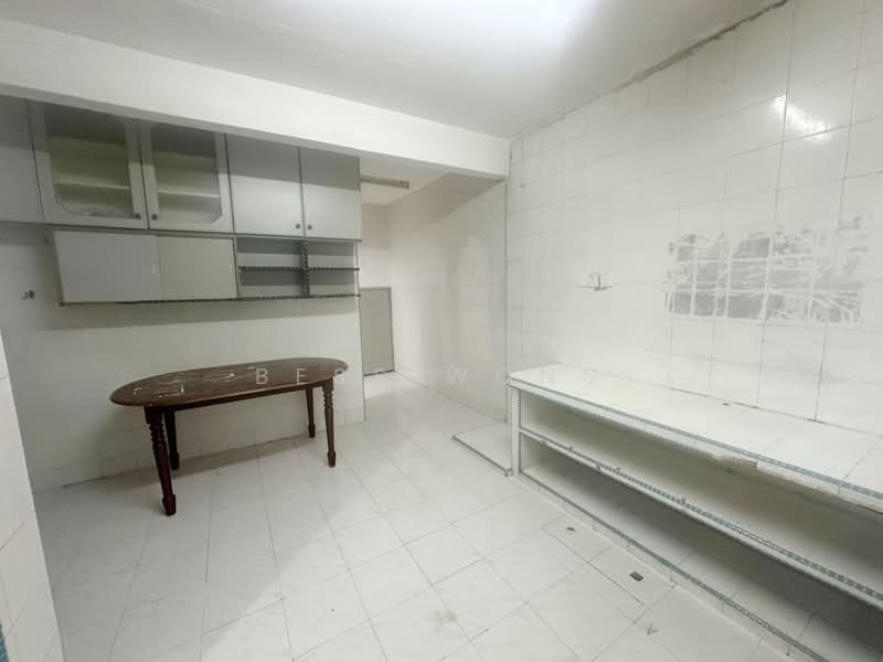 Taman Ungku Tun Aminah - 5