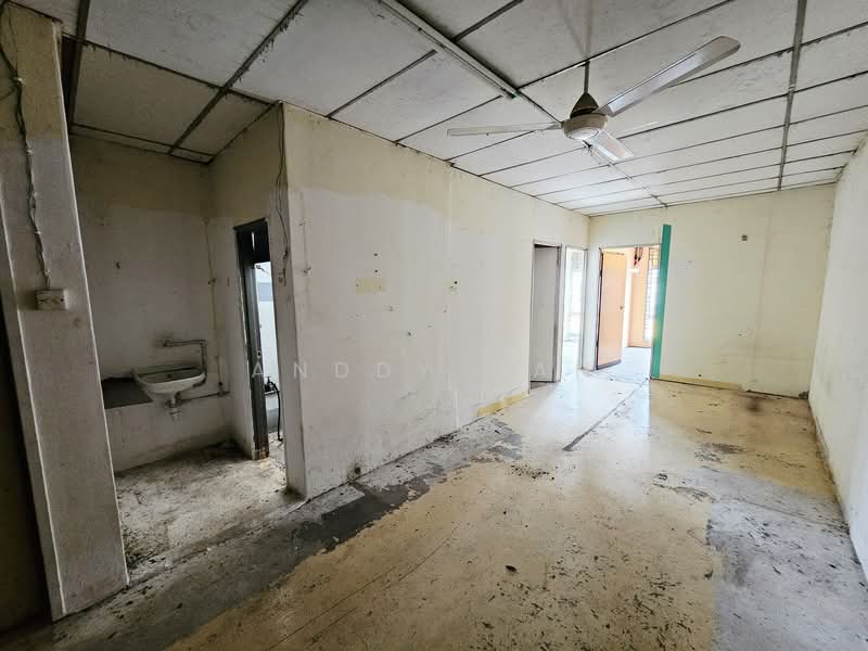 Shop / Office for Rent in Port Klang (Pelabuhan Klang) (Selangor) - Anddy Gan - Interior - PropertyGuru.com.my