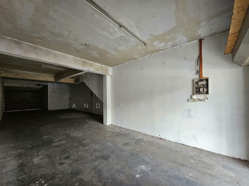Shop / Office for Sale in Port Klang (Pelabuhan Klang) (Selangor) - Anddy Gan - Interior - PropertyGuru.com.my