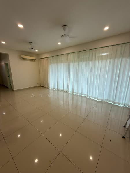 Condominium for Rent at D'Suites Akasia Horizon @ Horizon Hills - Angel Lee - Living Room - PropertyGuru.com.my