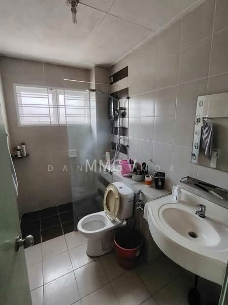 2-storey Terraced House for Sale in Bandar Puteri Klang (Klang) - Daniel Kok - Bathroom - PropertyGuru.com.my
