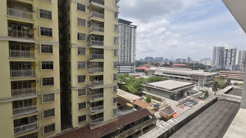 Condominium for Sale at Platinum Hill PV 2 - Brandon . - PropertyGuru.com.my