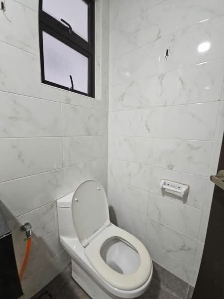 Service Residence for Rent at Sky Breeze Service Apartment - Jessy Koh - Bathroom - PropertyGuru.com.my