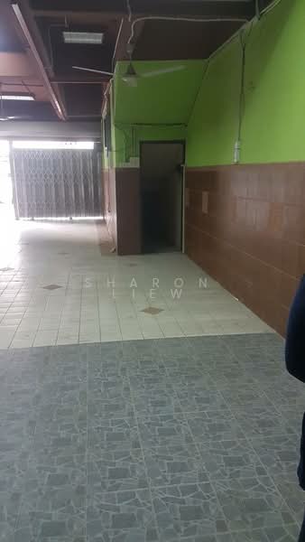 Shop for Rent in Taman Maluri (Cheras) - Sharon Liew - Corridor - PropertyGuru.com.my