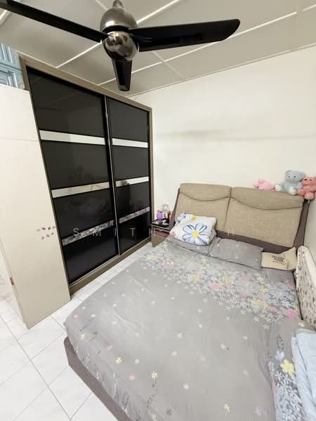 Rumah Flat untuk Dijual di Taman Daya - Jalan Nibong 28 - Smith Goh - Bedroom - PropertyGuru.com.my
