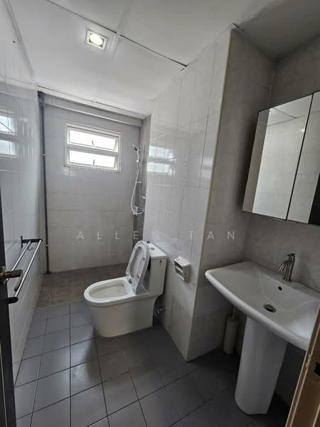 Condominium for Rent at Sterling - Allen Tan - Bathroom - PropertyGuru.com.my