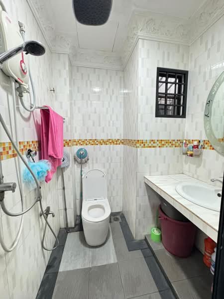 2 Storey Terrance (Jalan Rabung) Bukit Jelutong - 3