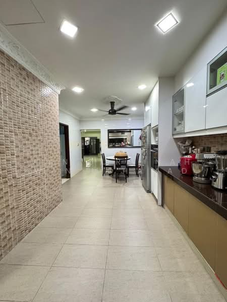 Rumah Teres 2 Tingkat untuk Dijual di Shah Alam (Selangor) - Wan Zurainah Wan Mohamad - Kitchen - PropertyGuru.com.my