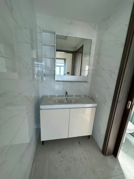 Pangsapuri untuk Disewa di Starview Bay @ Forest City - Stephanie Yap - Bathroom - PropertyGuru.com.my