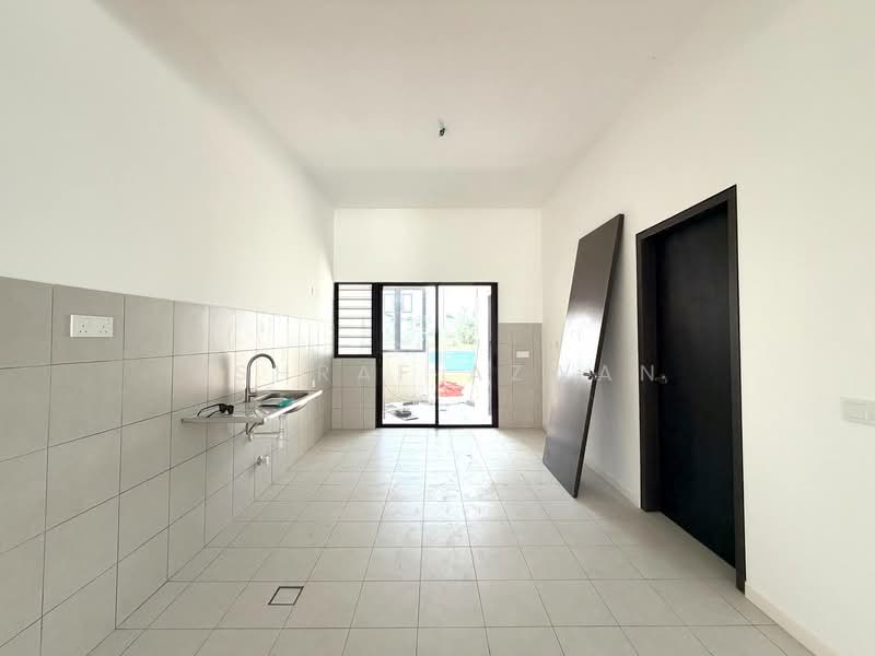 Rumah Teres 2 Tingkat untuk Dijual di Sepang (Selangor) - Ashraf Azwan - Kitchen - PropertyGuru.com.my