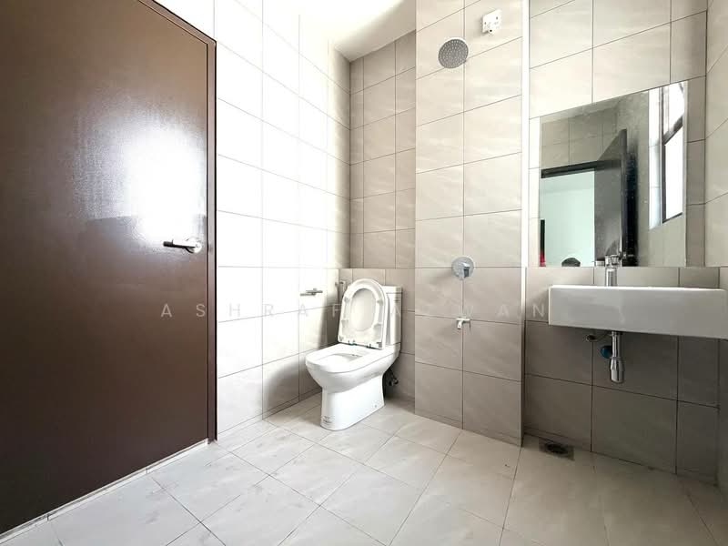 Rumah Teres 2 Tingkat untuk Dijual di Sepang (Selangor) - Ashraf Azwan - Bathroom - PropertyGuru.com.my