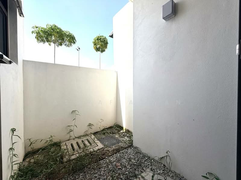 Rumah Teres 2 Tingkat untuk Dijual di Sepang (Selangor) - Ashraf Azwan - Exterior - PropertyGuru.com.my