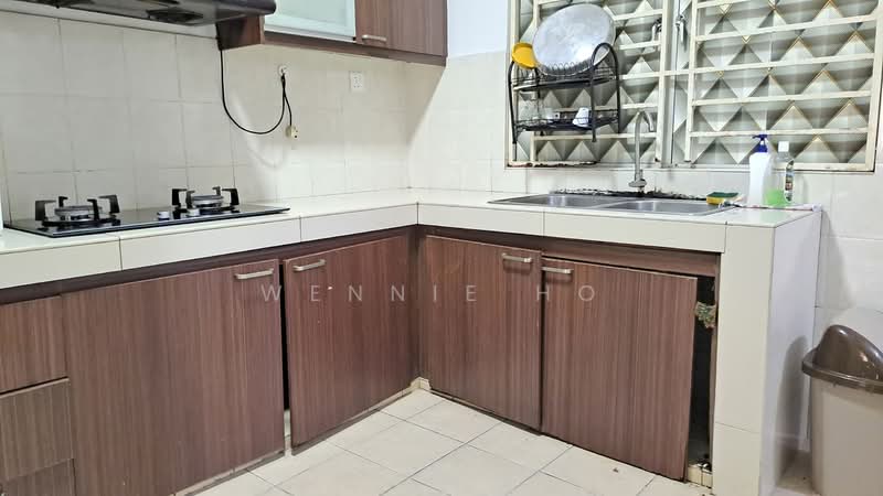 Condominium for Rent at Pearl Avenue - Wennie Ho - Kitchen - PropertyGuru.com.my