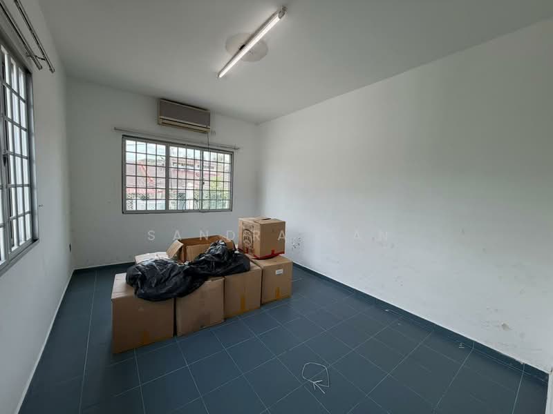 1-storey Terraced House for Sale in Taman Puteri Wangsa (Ulu Tiram) - Sandra Gan - Interior - PropertyGuru.com.my