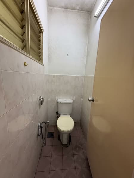 1-storey Terraced House for Sale in Jalan Klang Lama (Old Klang Road) (Kuala Lumpur) - Mun Mun - Bathroom - PropertyGuru.com.my