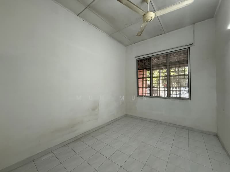 1-storey Terraced House for Sale in Jalan Klang Lama (Old Klang Road) (Kuala Lumpur) - Mun Mun - Interior - PropertyGuru.com.my