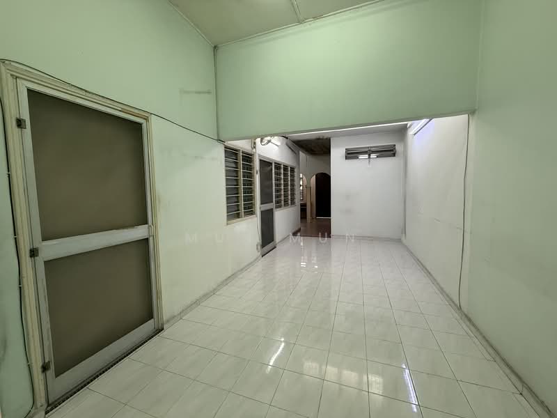 1-storey Terraced House for Sale in Jalan Klang Lama (Old Klang Road) (Kuala Lumpur) - Mun Mun - Interior - PropertyGuru.com.my