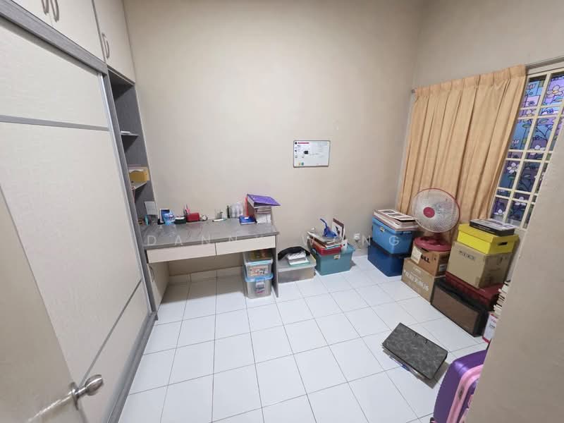 2-storey Terraced House for Sale in Sungai Buloh (Selangor) - Danny Wong - Study - PropertyGuru.com.my