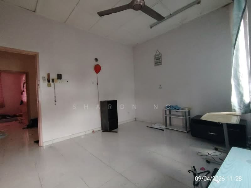 2-storey Terraced House for Sale in Taman Setia Indah (Tebrau) - Sharon Ng - Living Room - PropertyGuru.com.my
