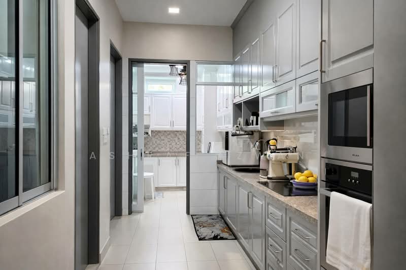 Semi-Detached House for Sale in Kajang (Selangor) - Ashraf Azwan - Kitchen - PropertyGuru.com.my