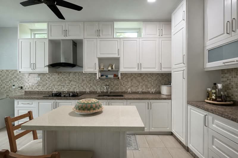 Semi-Detached House for Sale in Kajang (Selangor) - Ashraf Azwan - Kitchen - PropertyGuru.com.my