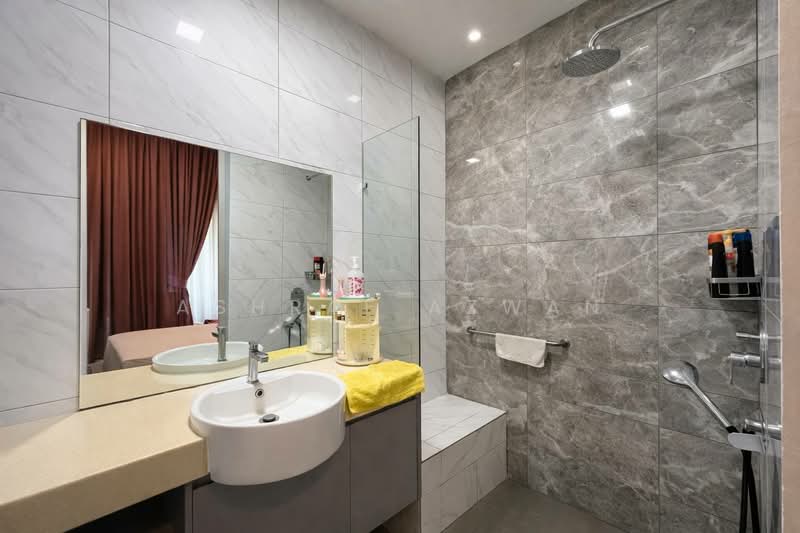 Semi-Detached House for Sale in Kajang (Selangor) - Ashraf Azwan - Bathroom - PropertyGuru.com.my