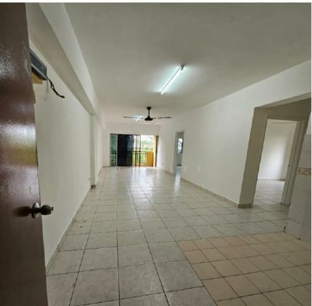 Pangsapuri untuk Dijual di Pelangi Damansara - Eddy Lee - Living Room - PropertyGuru.com.my
