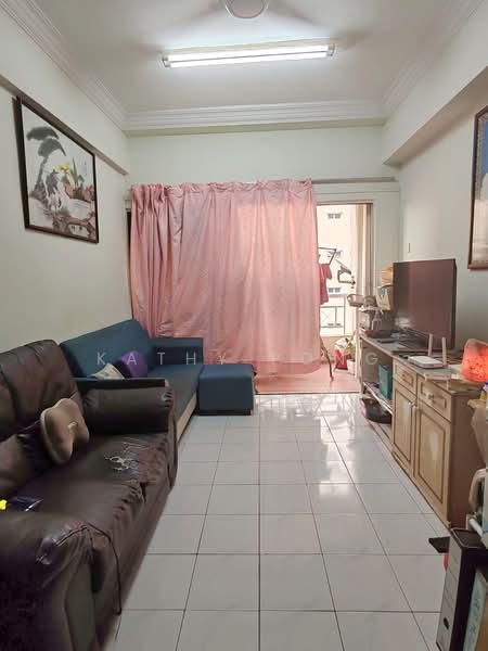 Apartment for Sale at Prima Saujana - Kathy Pong - Living Room - PropertyGuru.com.my