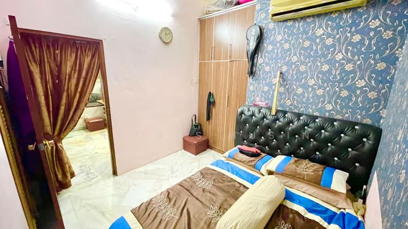 Rumah Teres 1 Tingkat untuk Dijual di Taman Pandan Jaya (Ampang) - Firdaus Husin - Bedroom - PropertyGuru.com.my