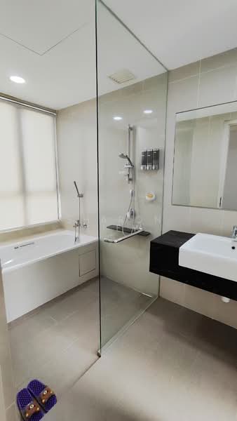 Servis Apartment untuk Disewa di G Residence - Sharon Liew - Bathroom - PropertyGuru.com.my